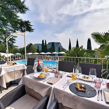 Excelsior Le Terrazze 호텔