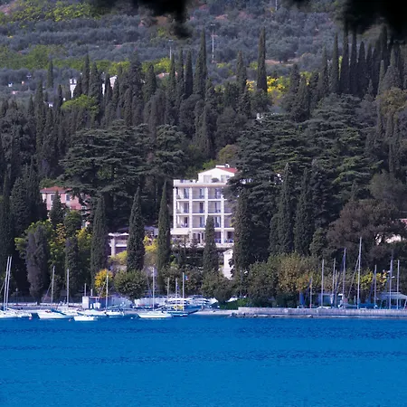 Excelsior Le Terrazze 호텔 4*