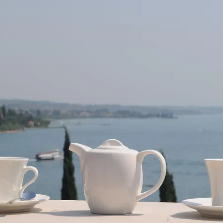 Excelsior Le Terrazze Hotell 4*