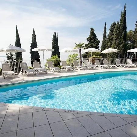 Hotell Excelsior Le Terrazze 4*