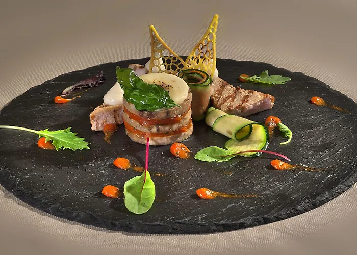 埃克塞斯尔露台酒店 4*