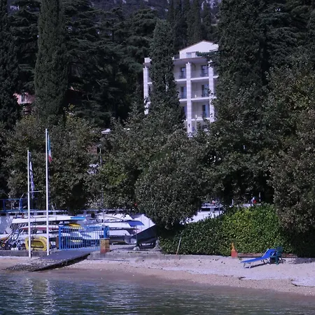 Excelsior Le Terrazze מלון גארדה