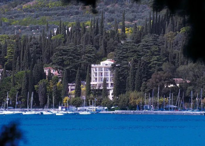 Excelsior Le Terrazze Hotel 4*